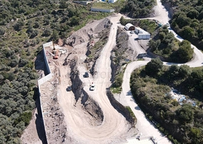 Wonderful Life in a Peninsula with Unique Nature