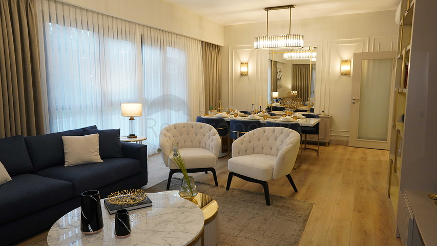 A complex in Istanbul with an ideal transport interchange