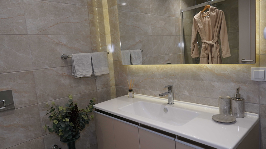 A complex in Istanbul with an ideal transport interchange