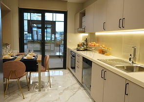 A complex in Istanbul with an ideal transport interchange