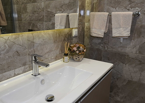 A complex in Istanbul with an ideal transport interchange