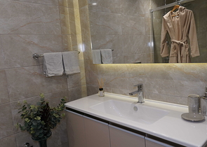 A complex in Istanbul with an ideal transport interchange