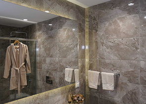 A complex in Istanbul with an ideal transport interchange