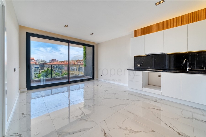 A new complex under construction in the Oba area