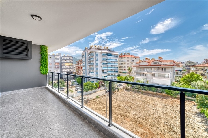 A new complex under construction in the Oba area