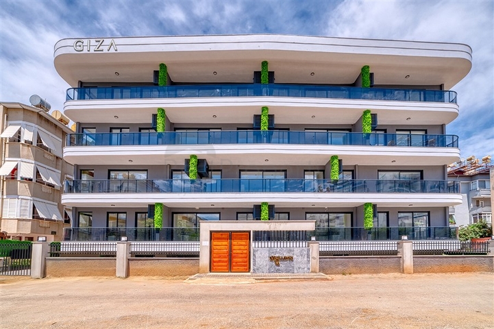 A new complex under construction in the Oba area