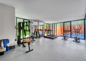 A new complex under construction in the Oba area