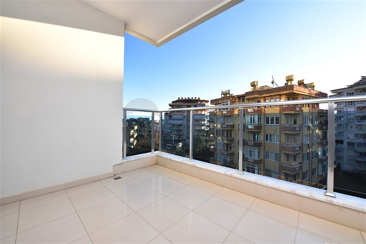 One-bedroom apartment in Tosmur district