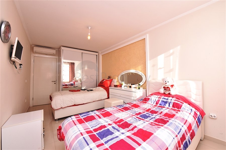 One-bedroom apartment in Tosmur district