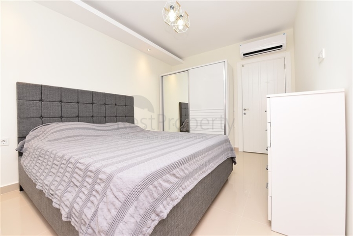 One-bedroom furnished apartment in Avsallar district