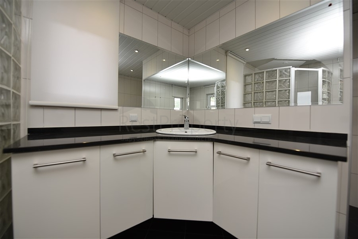 Luxury villa overlooking the Mediterranean Sea Luxury villa overlooking the Mediterranean Sea