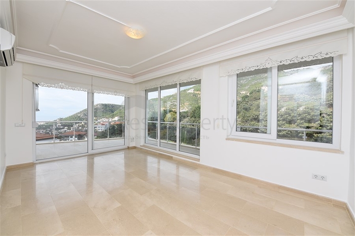 Luxury villa overlooking the Mediterranean Sea Luxury villa overlooking the Mediterranean Sea