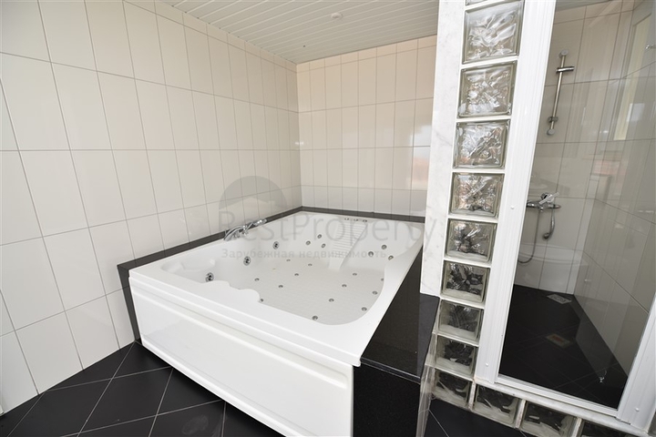 Luxury villa overlooking the Mediterranean Sea Luxury villa overlooking the Mediterranean Sea