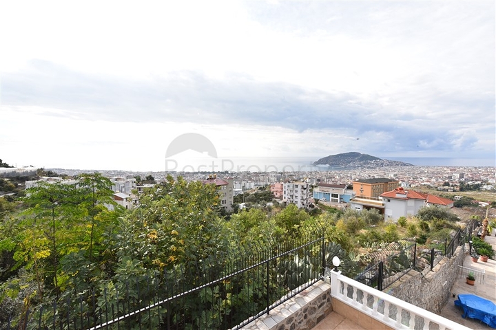 Luxury villa overlooking the Mediterranean Sea Luxury villa overlooking the Mediterranean Sea