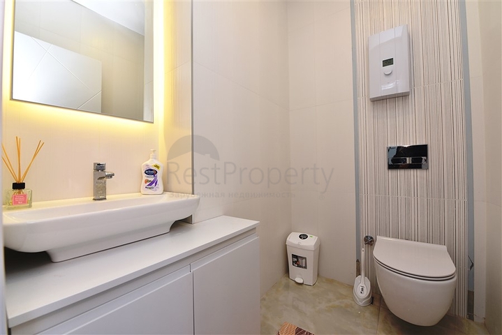 2+1 penthouse on the first coastline in the Mahmutlar area