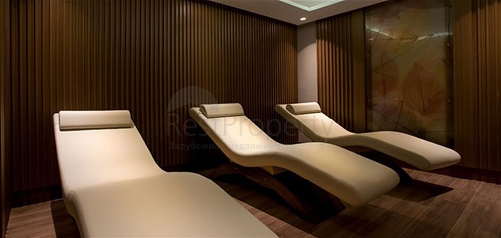 A boutique concept complex under construction in the Oba area