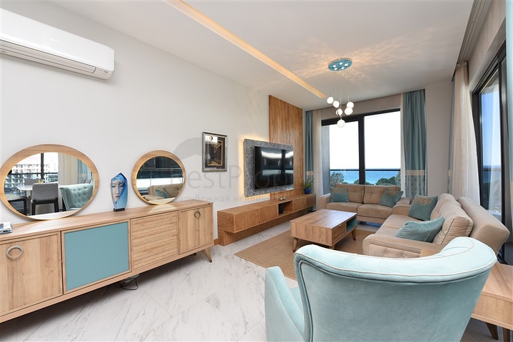 Furnished two-bedroom apartment on the first coastline