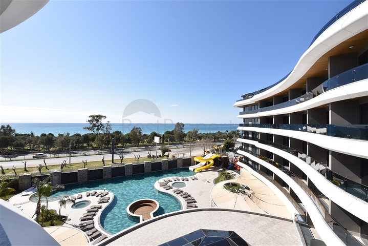 Furnished two-bedroom apartment on the first coastline