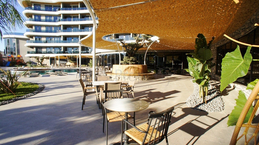 Furnished two-bedroom apartment on the first coastline