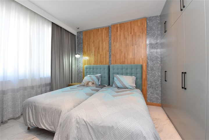 Furnished two-bedroom apartment on the first coastline