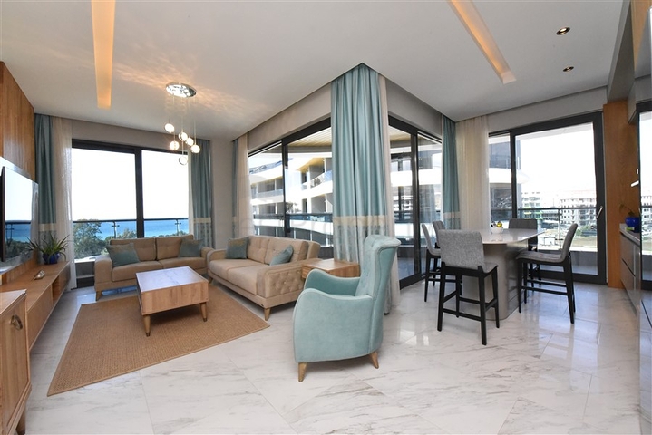 Furnished two-bedroom apartment on the first coastline