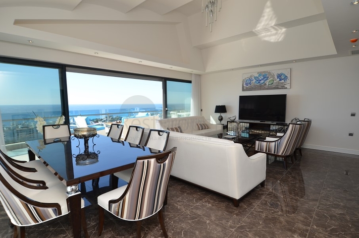 3+2 penthouse in a prestigious project in Konakli district