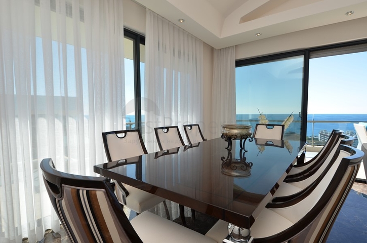 3+2 penthouse in a prestigious project in Konakli district