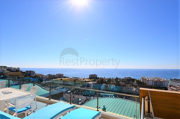 3+2 penthouse in a prestigious project in Konakli district