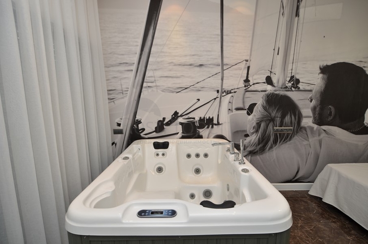 3+2 penthouse in a prestigious project in Konakli district