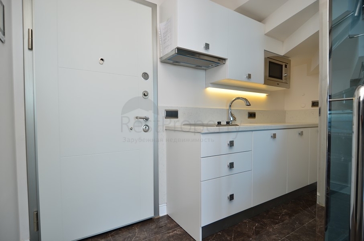 3+2 penthouse in a prestigious project in Konakli district