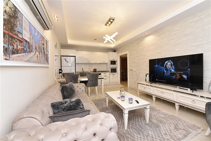 Furnished two-bedroom apartment in the center of Mahmutlar