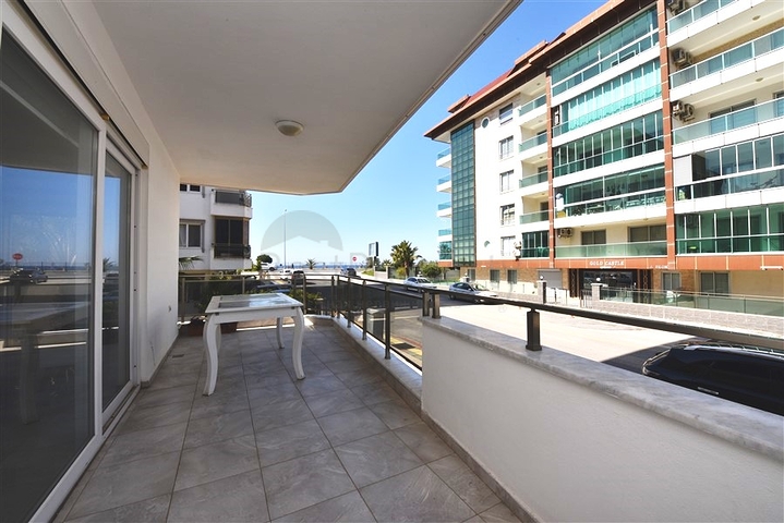 Garden duplex 6+2 100 meters from the sea