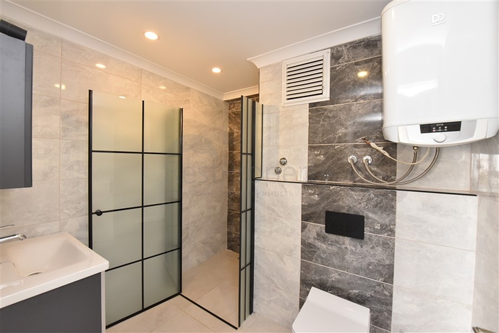 Garden duplex 6+2 100 meters from the sea