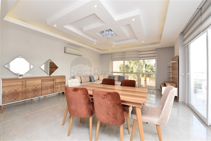 Garden duplex 6+2 100 meters from the sea