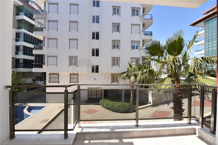 Garden duplex 6+2 100 meters from the sea