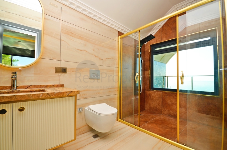 6+1 villa with private pool