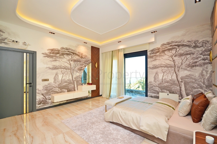 6+1 villa with private pool