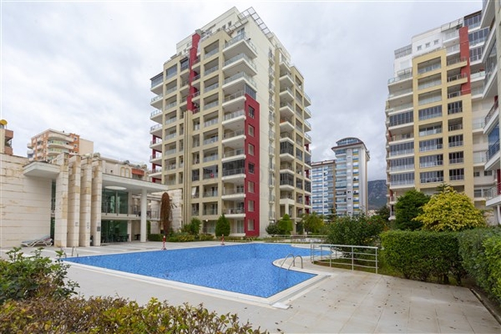Spacious apartment in Mahmutlar district