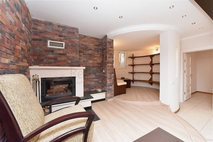 Urban-type villa 250 meters from the sea