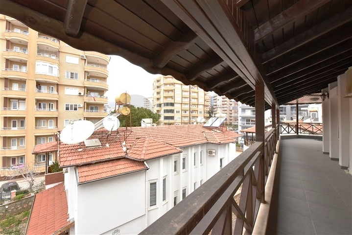 Urban-type villa 250 meters from the sea