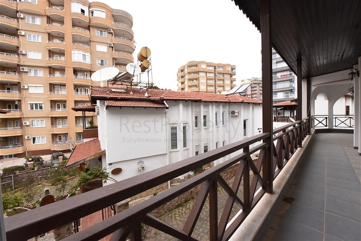 Urban-type villa 250 meters from the sea