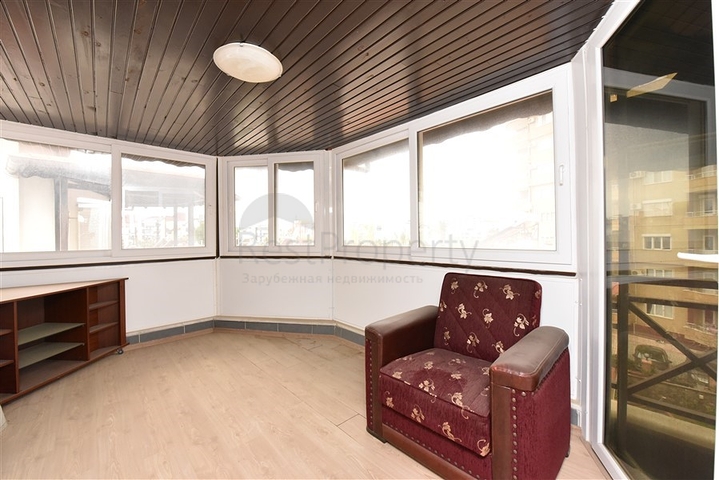 Urban-type villa 250 meters from the sea