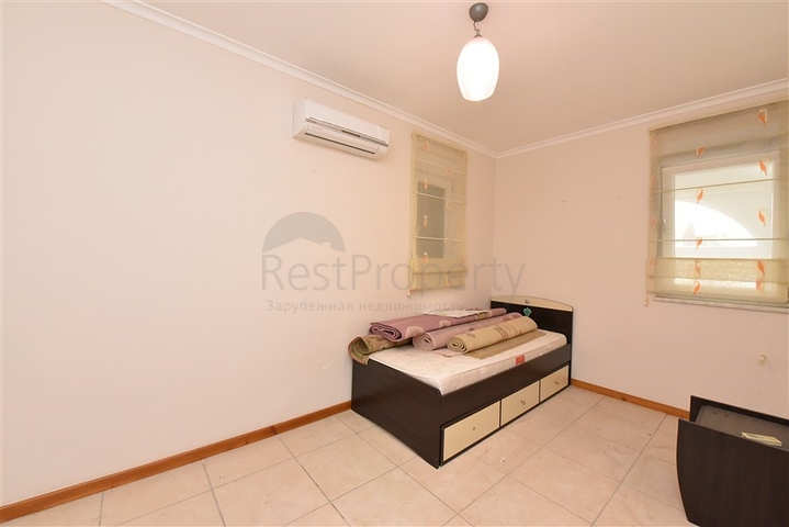 Urban-type villa 250 meters from the sea