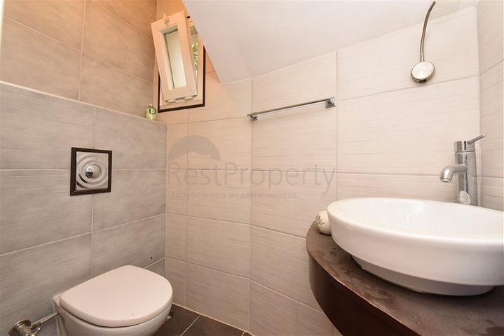 Urban-type villa 250 meters from the sea