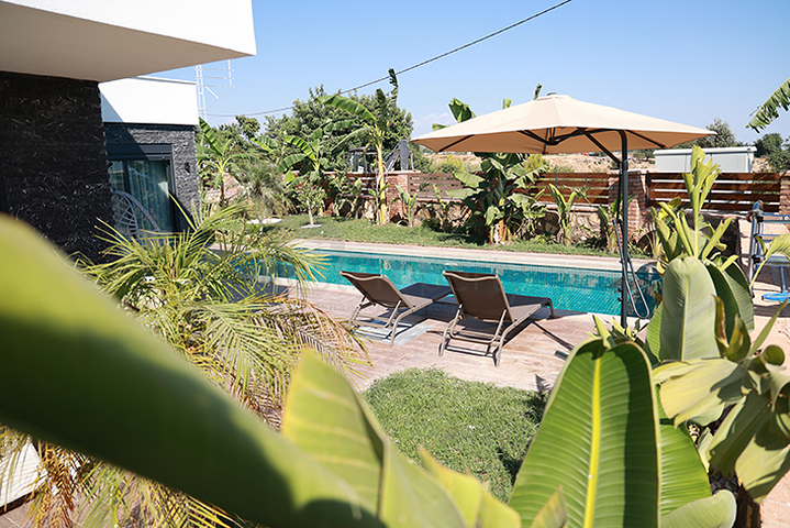 Villa complex in Avsallar area