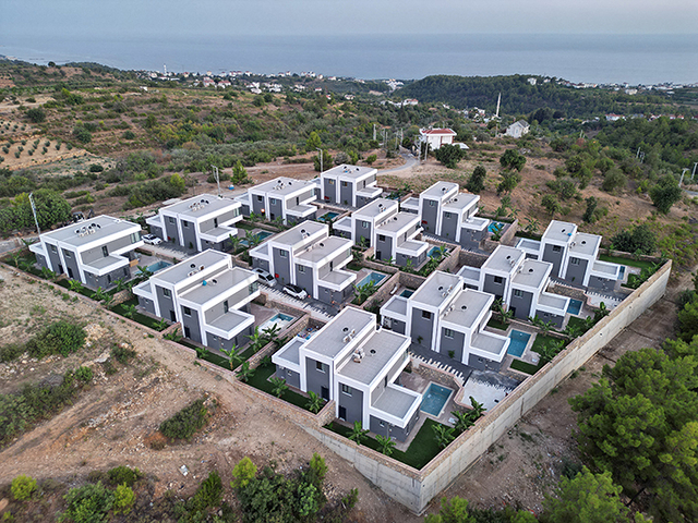 Villa complex in Avsallar area