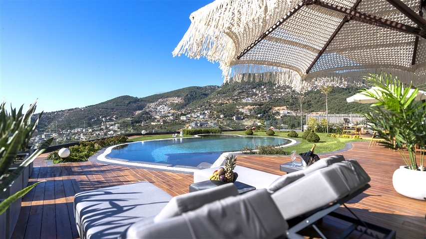 Luxury villas with panoramic views of the Mediterranean Sea