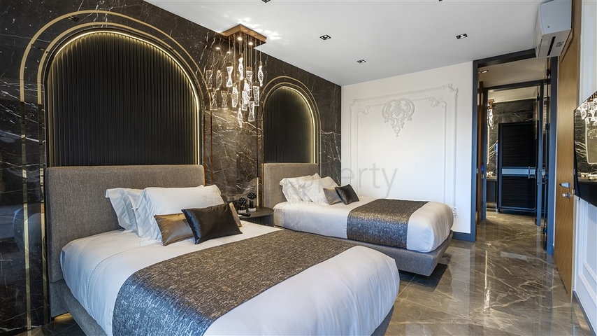 Luxury villas with panoramic views of the Mediterranean Sea