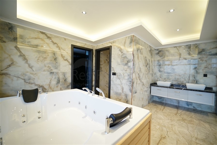 A unique villa with panoramic views of Alanya