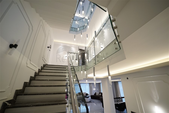 A unique villa with panoramic views of Alanya